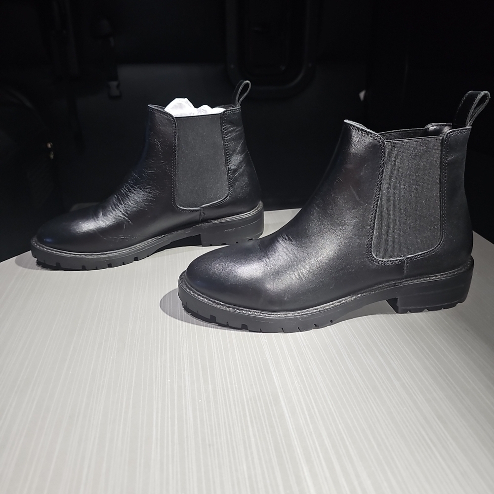 Steve Madden Leopold‎ Leather Bootie Women's Black Size 6M NEW